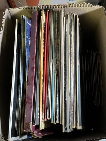 Réunion de disques vinyles dont France Gall,...