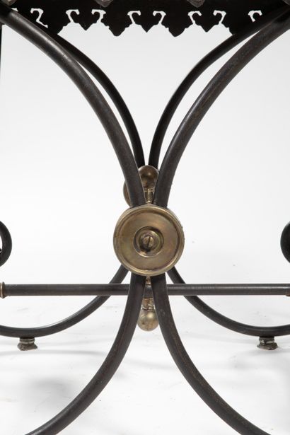 TABLE BOUCHERIE
Fer et fonte, peinte noire,...