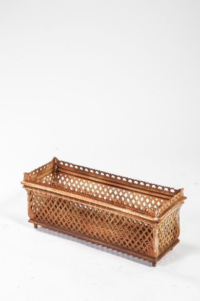 JARDINIERE
Rectangular, white-painted cast-iron,...