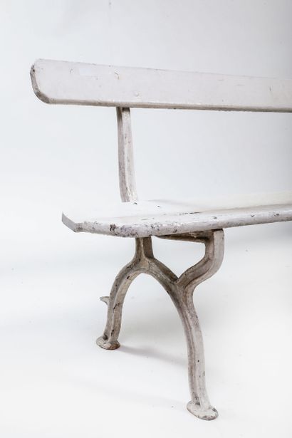 GARDEN BENCH
Iron, painted white, triple...