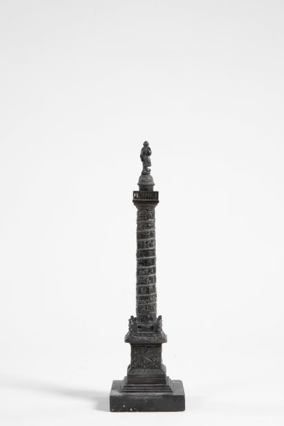 THERMOMETRE COLONNE VENDÔME
Régule patiné,...