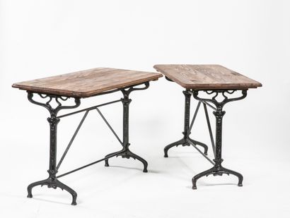 PAIRE DE TABLES DE BISTROT
Le plateau formé...
