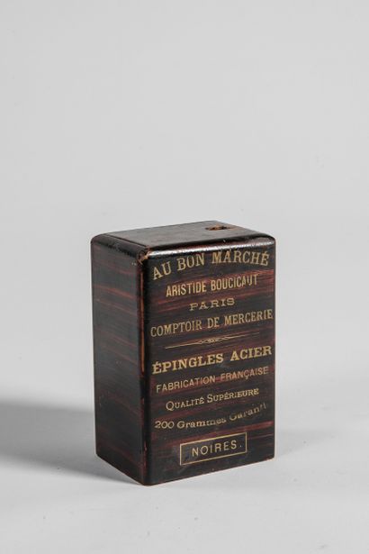 AU BON MARCHE – ARISTIDE BOUCICAUT, Paris
BOITE...