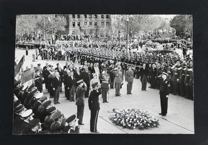 [AUTEUR ANONYME]
PREMIERE VISITE DE LA REINE...