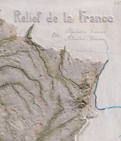 CARTE DU RELIEF DE LA FRANCE
HENRY ARNOLD...