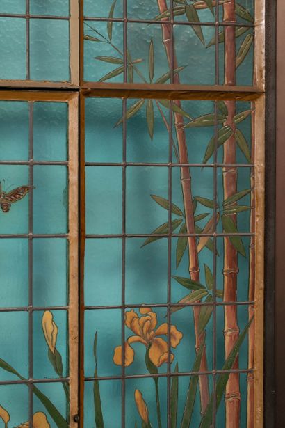 EXCEPTIONNEL VITRAIL D’IMMEUBLE PARISIEN
Vitrail,...