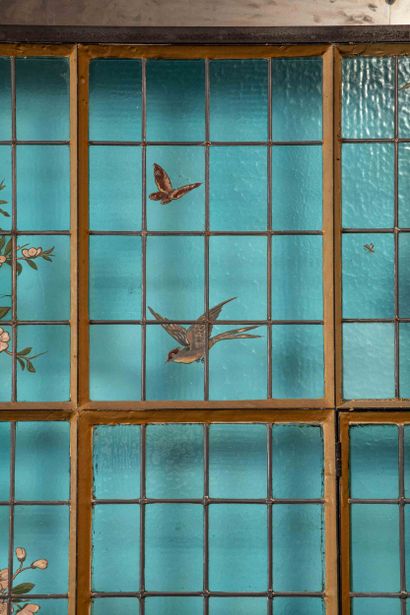 EXCEPTIONNEL VITRAIL D’IMMEUBLE PARISIEN
Vitrail,...