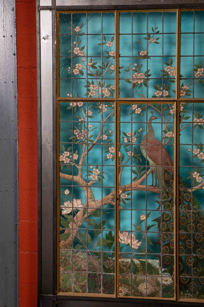 EXCEPTIONNEL VITRAIL D’IMMEUBLE PARISIEN
Vitrail,...