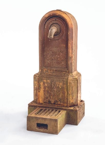 DURENNE PARIS - COURTYARD FOUNTAIN
Cast-iron,...