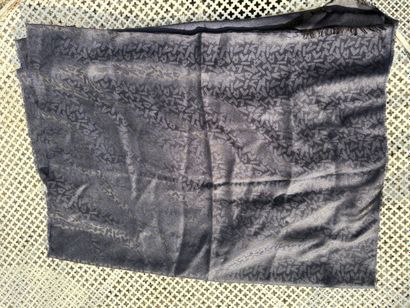 Lanvin
Echarpe en laine et soie
En l'éta...