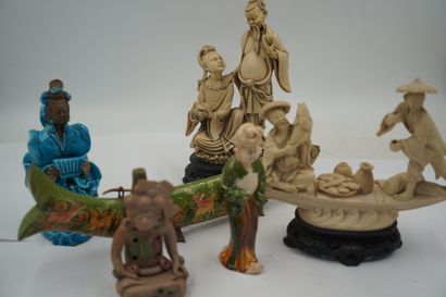 ASIE et divers
Réunion de statuettes en résine...