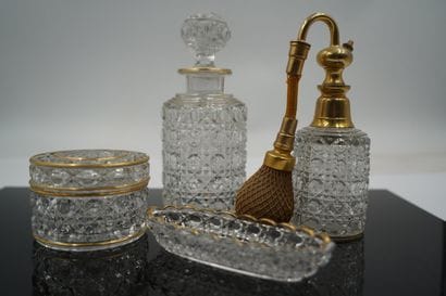 BACCARAT
Nécessaire de toilette en cristal...