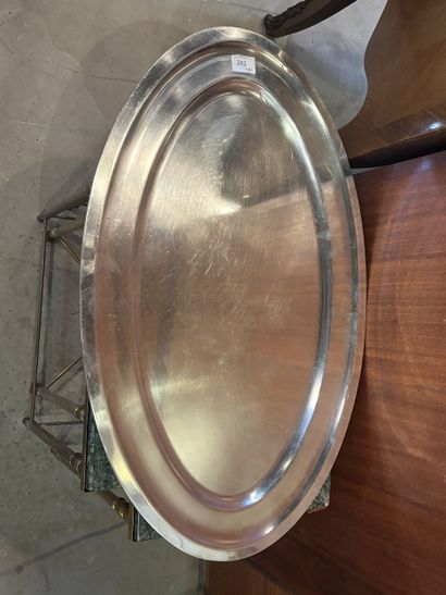 CHRISTOFLE
Grand plat ovale en métal argenté.
Longueur....