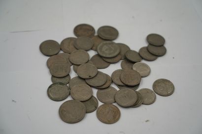 Réunion de 4 boîtes de pièces de monnaies...