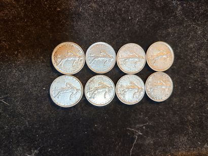 Réunion de pièces, certaines en argent majoritairement...