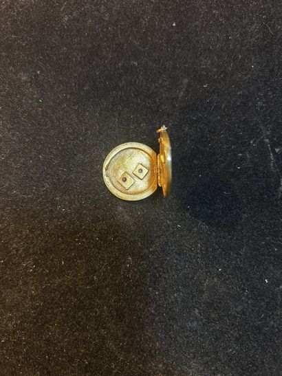 Pendentif circulaire porte-photos en or jaune...