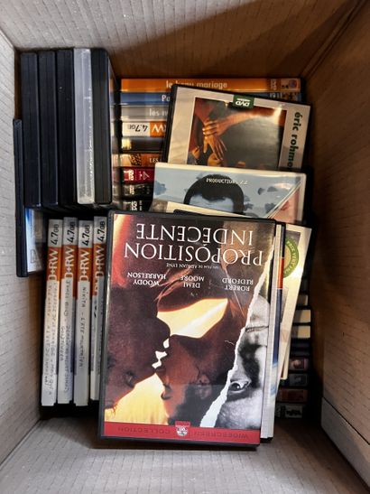 Réunion de DVD
6 cartons, en l'état