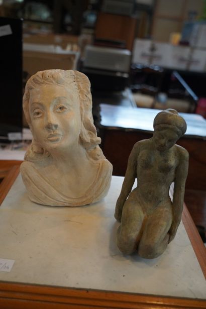 ECOLE CONTEMPORAINE
Trois sujets féminins...