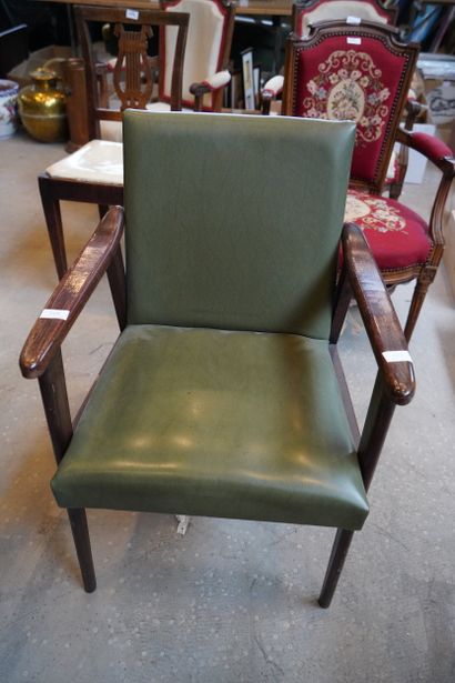 Fauteuil bridge en bois verni, le supports...