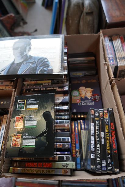 Réunion de DVD
En l'état