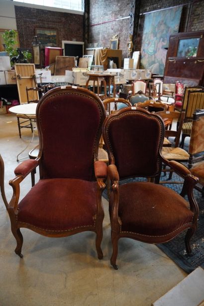 Fauteuil Voltaire en bois naturel
On joint...