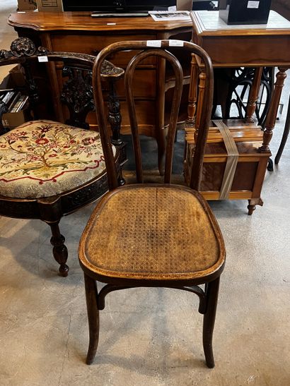 BAUMANN
Chaise bistrot en bois thermoformé,...