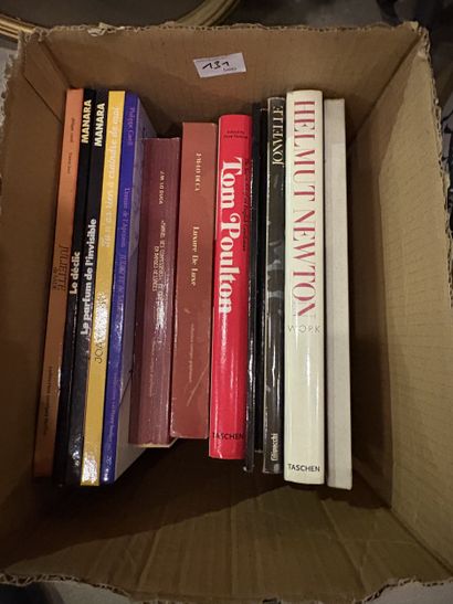 CURIOSA
Réunion de livres de charme dont...