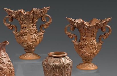 PAIRE DE VASES BALUSTRES Grès émaillé du...