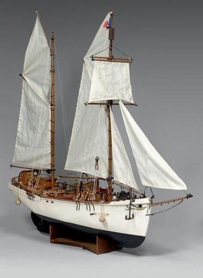 MAQUETTE DU NAVIRE OCÉANOGRAPHIQUE LA CURIEUSE...