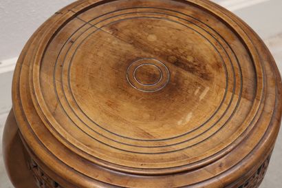 Sellette porte pot quadripode en bois dur...