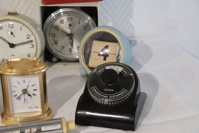 Lot de réveils anciens ou vintage dont JAZZ,...