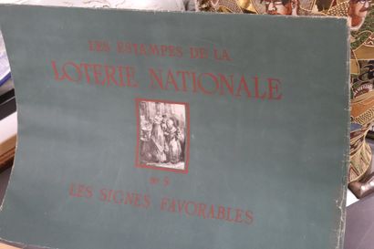 Lot de diverses estampes et affiches dans...