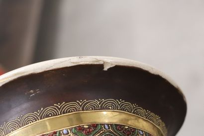 JAPON - SATSUMA - Vase balustre en céramique...