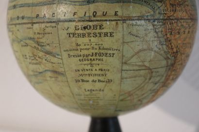 Globe terrestre Mappemonde pied bois XIXème...