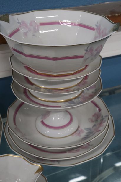 Paul PASTAUD à Limoges service de table en...