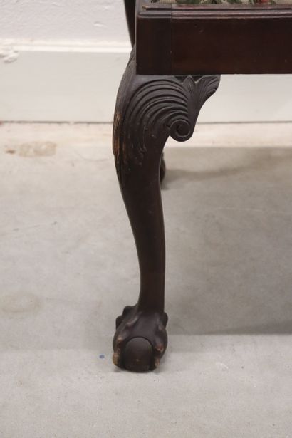 Tabouret Chippendale en bois naturel, pieds...