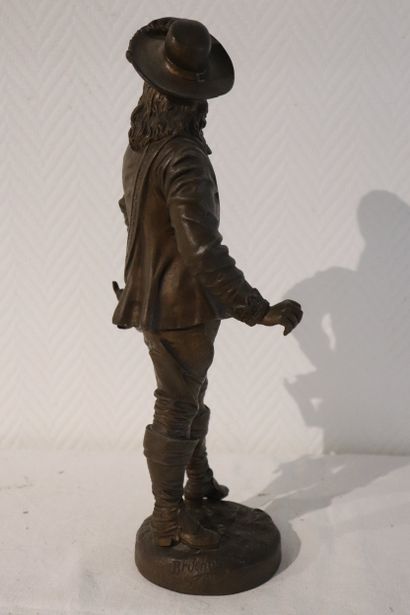 Sujet en régule Mousquetaire, Haut : 39cm...