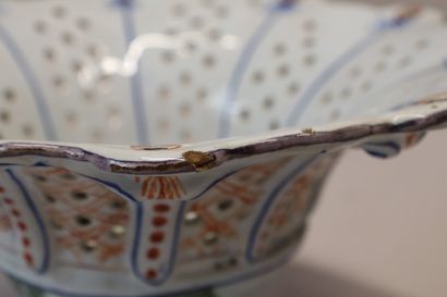 Paire de coupes montées ajourées ou passoires...