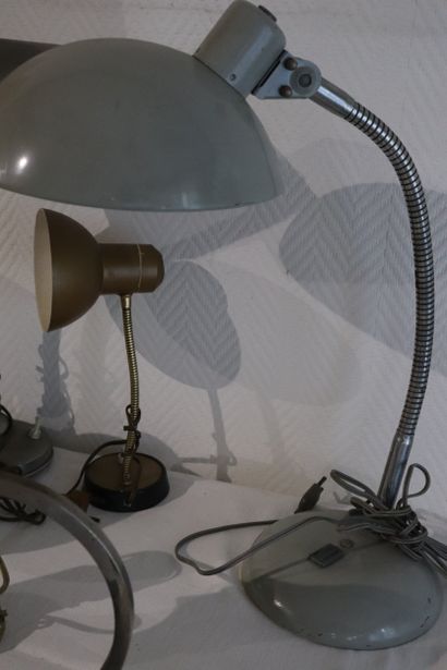 Lot de 7 lampes de bureau des années 50 et...