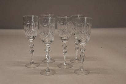 CRISTALLERIE DE LORRAINE suite de six verres...