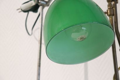 Une lampe bouillotte haut : 68cm et deux...