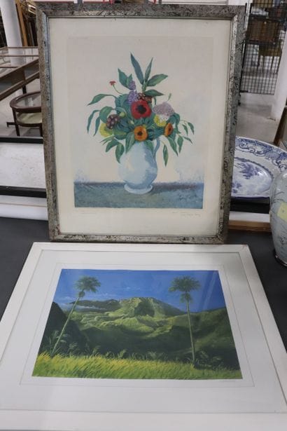 Deux lithographies polychromes encadrées...