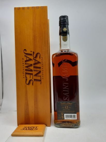 RHUM SAINT JAMES (Sainte Marie) 12 ans, caisse...