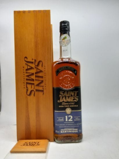 RHUM SAINT JAMES (Sainte Marie) 12 ans, caisse...