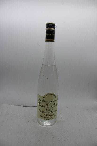 EAU DE VIE POIRE WILLIAM Distillerie de Pied-Menu...