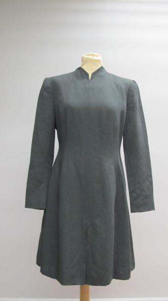 Emporio ARMANI
Robe droite en laine gris...