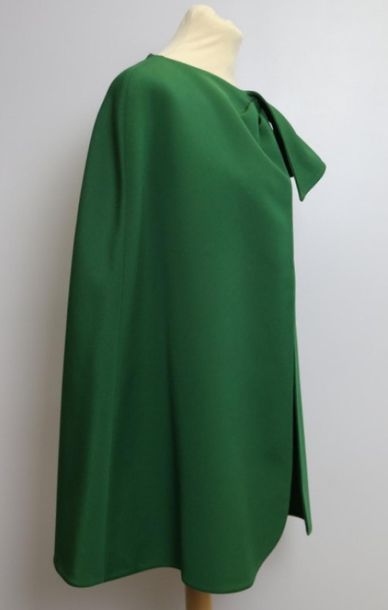 Thierry MUGLER Couture circa 2001,
Cape verte...