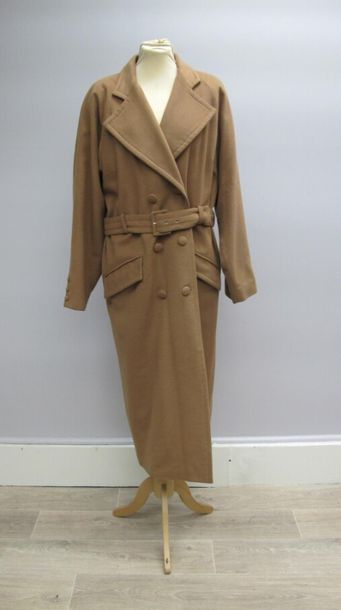 Emmanuelle KHANH
Manteau long camel  avec...