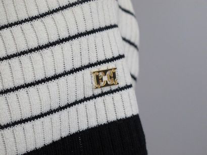 ESCADA
Robe longue sans manche blanche à...