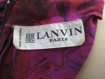 LANVIN Paris
Robe dans les tons violets à...